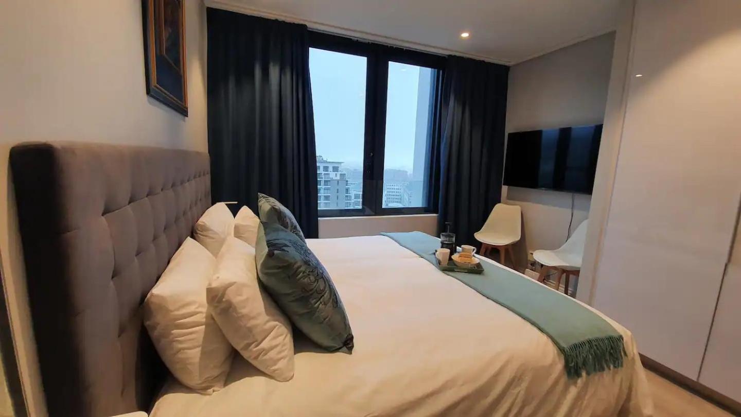 1518 In Cape Town, Wi-fi, Pool, Free Parking Apartment