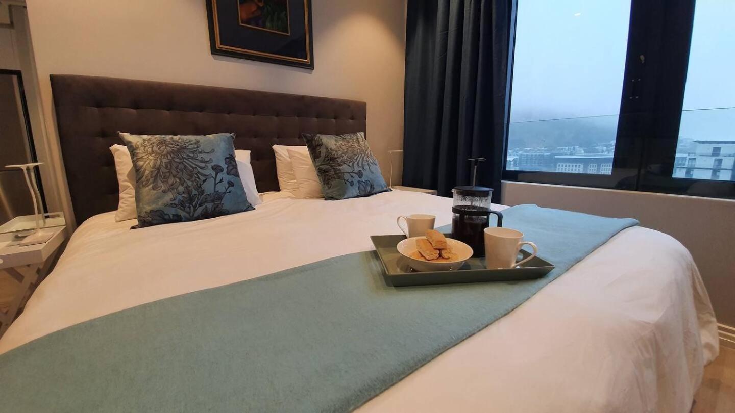 1518 In Cape Town, Wi-fi, Pool, Free Parking Apartment *